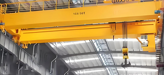 Double-Girder-Overhead-Crane-with-Hooks-2